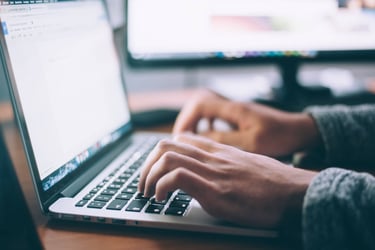 examples-of-competitive-comparison-landing-pages